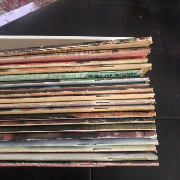 McCall's Cookbook Collection COMPLETE SET (18 Volumes) plus index 1965 - Picture 5 of 5